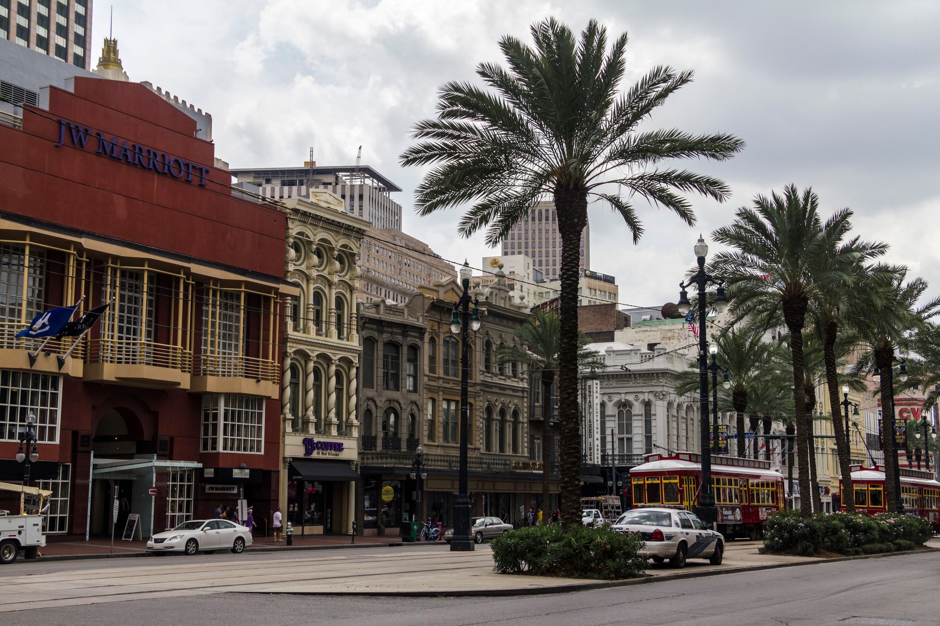 Nice, historic houses in the streets of New Orleans